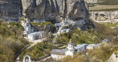 Экскурсии в Свято-Успенский монастырь из Кипарисного 2024