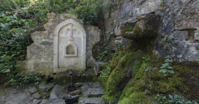 Экскурсии в Сурб Хач (Армянскую апостольскую церковь) из Кипарисного 2024